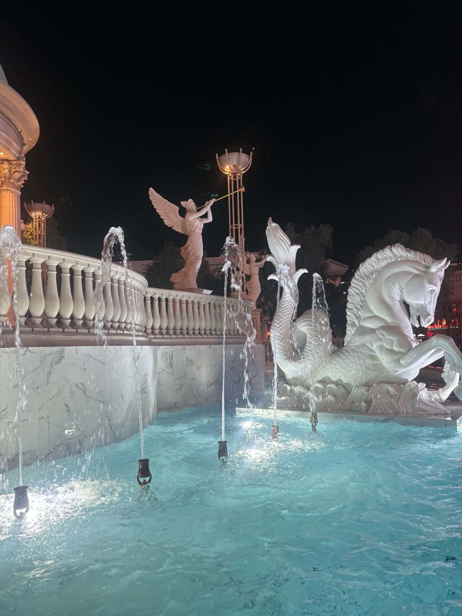 Fountains make me happy